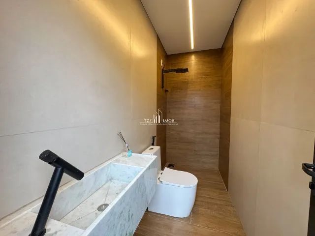 Sobrado com 3 suites plenas, sendo a master com espaço de closet e sacada, localizada no C - Foto 4