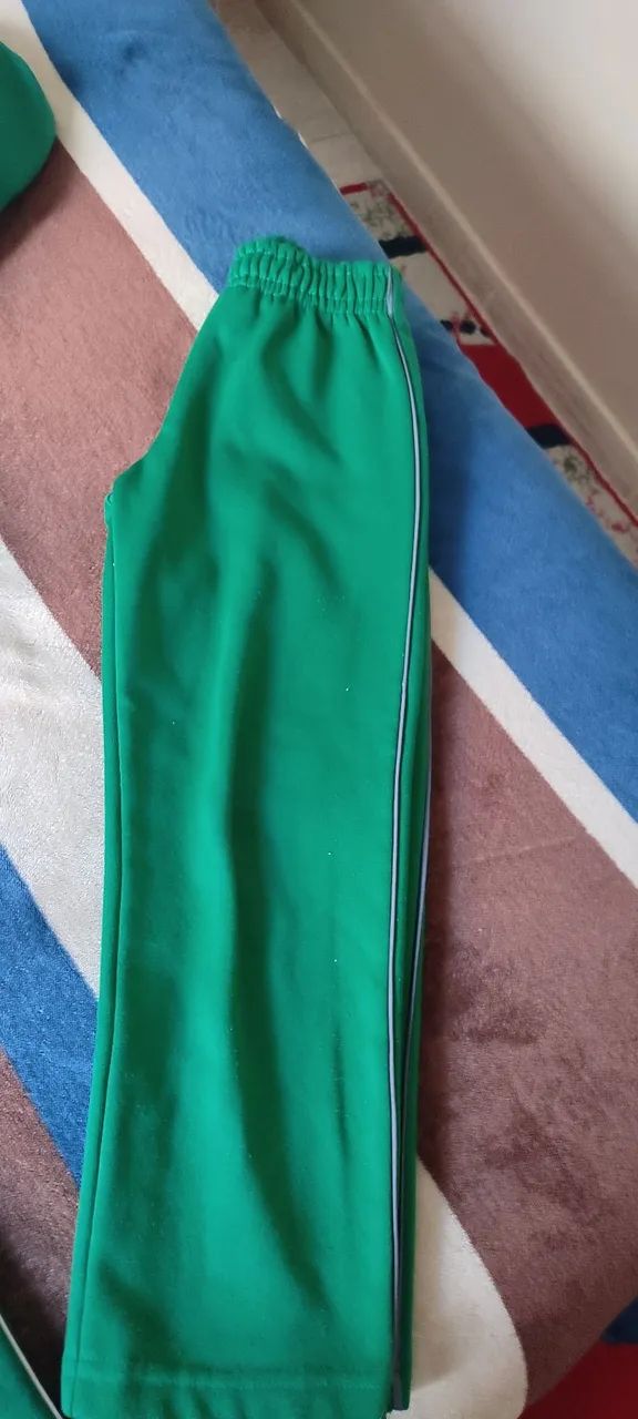 Uniforme de escola 140 - Foto 2