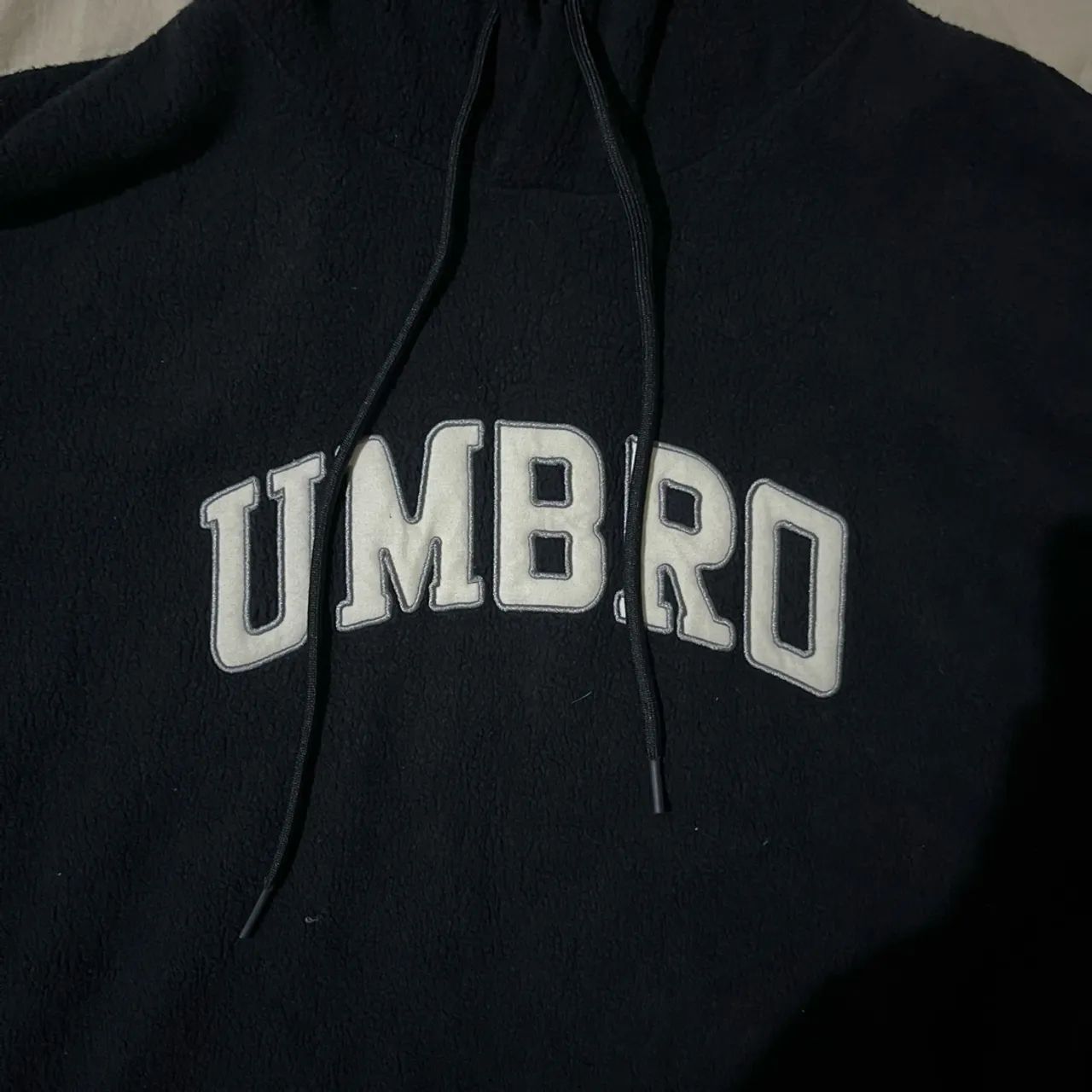 Moletom umbro college c/capuz - Foto 2