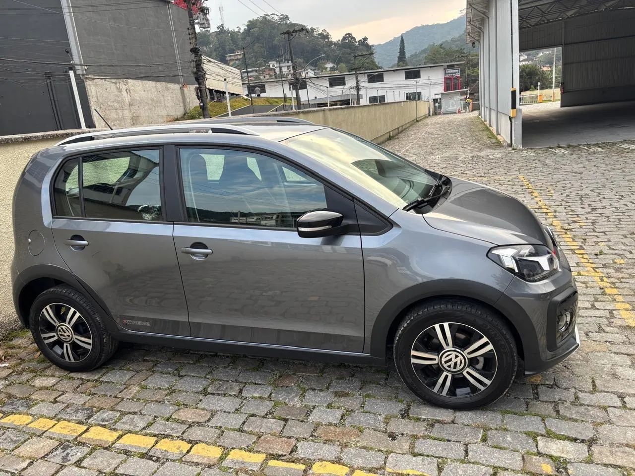 Volkswagen Up! up! Xtreme 1.0 TSI Total Flex 12V 5p 2021
