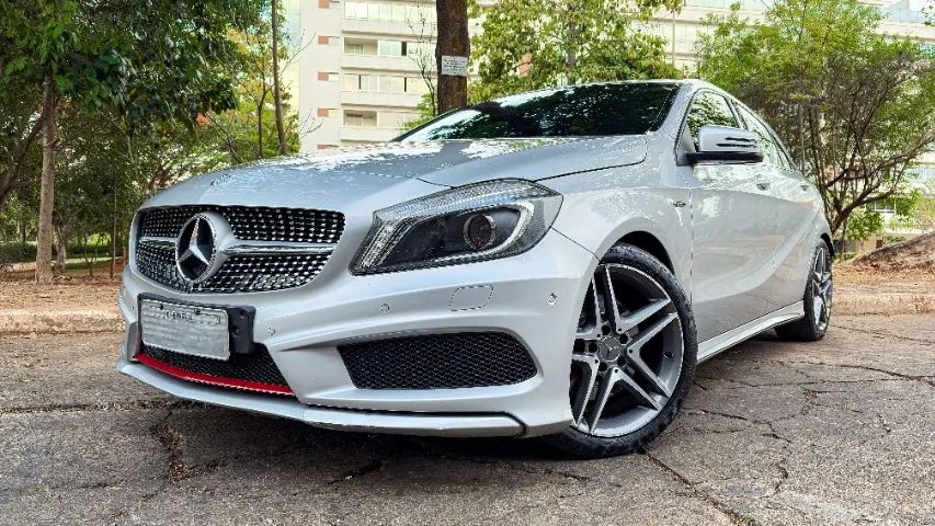 Mercedes-Benz A-250 2.0 TB Hatch 2014