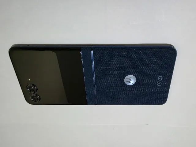 Smartphone Motorola Razr 60 - Foto 5