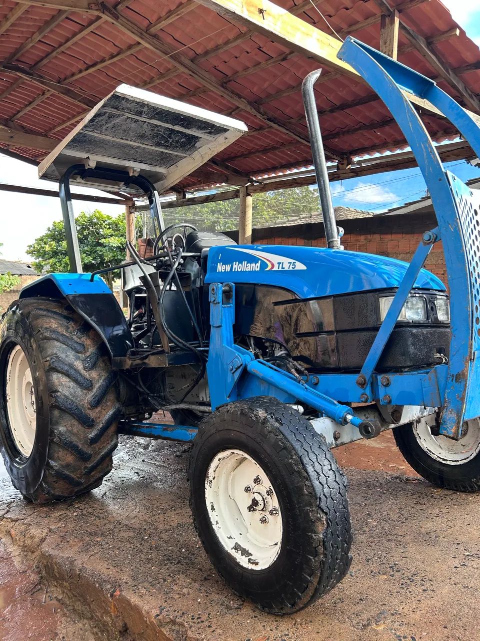 Trator TL 75 com Lâmina - Foto 2
