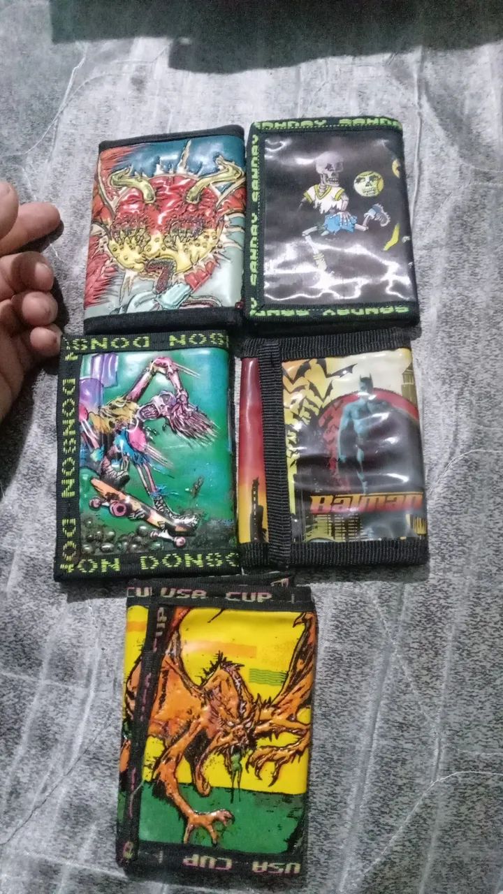 Carteiras em bom estado 