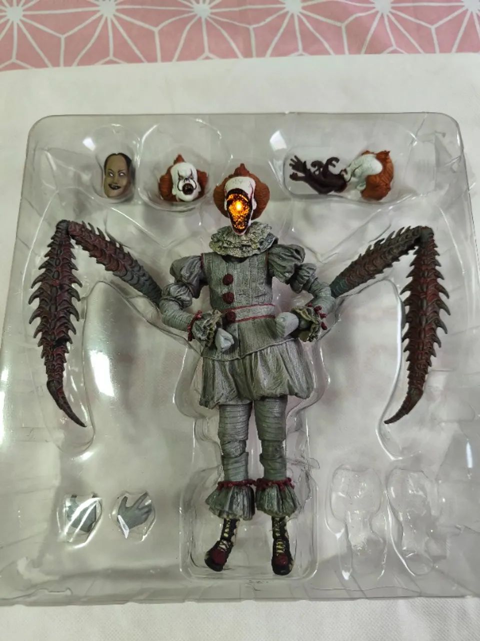 Boneco colecionável Pennywise  - Foto 5