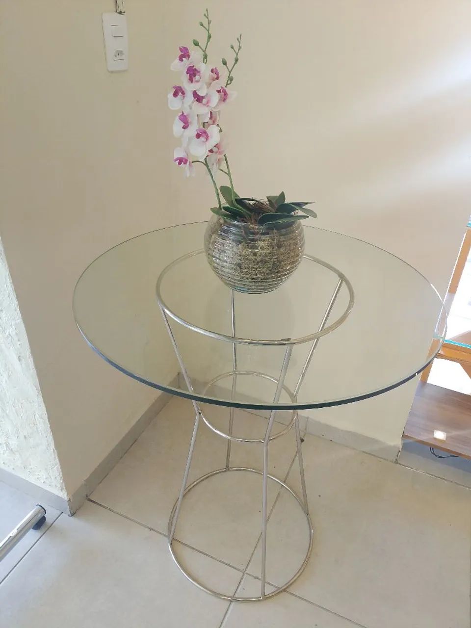 Mesa de canto em aço com tampo de vidro - Foto 2