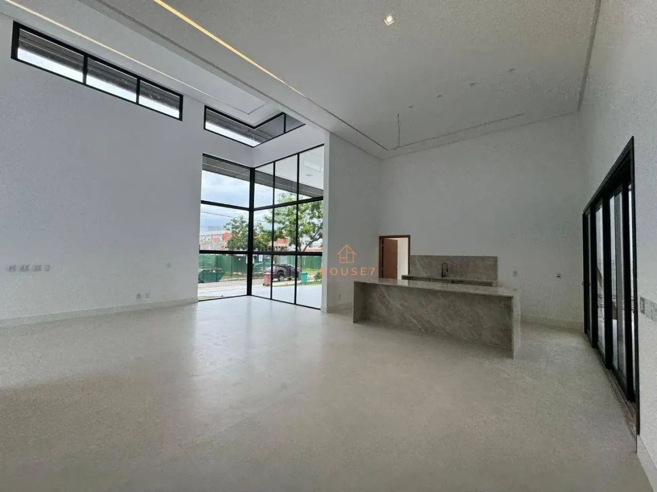 Imponente casa linear 4 suítes no Alphaville Jacuhy - Foto 3