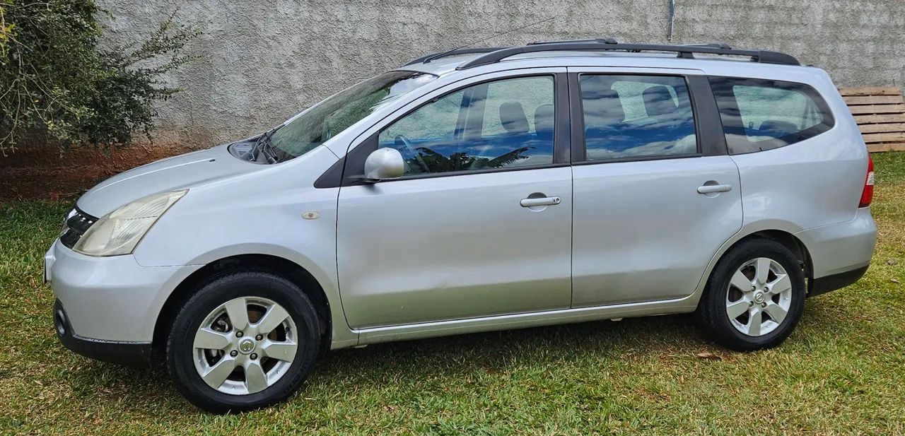 Nissan Livina LIVINA GRAND SL 1.8 16V Flex Fuel Aut. 2011