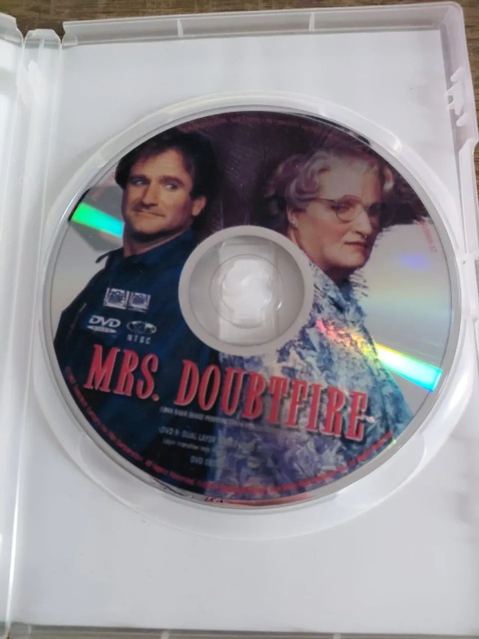 Dvd Uma babá quase perfeita - Foto 2