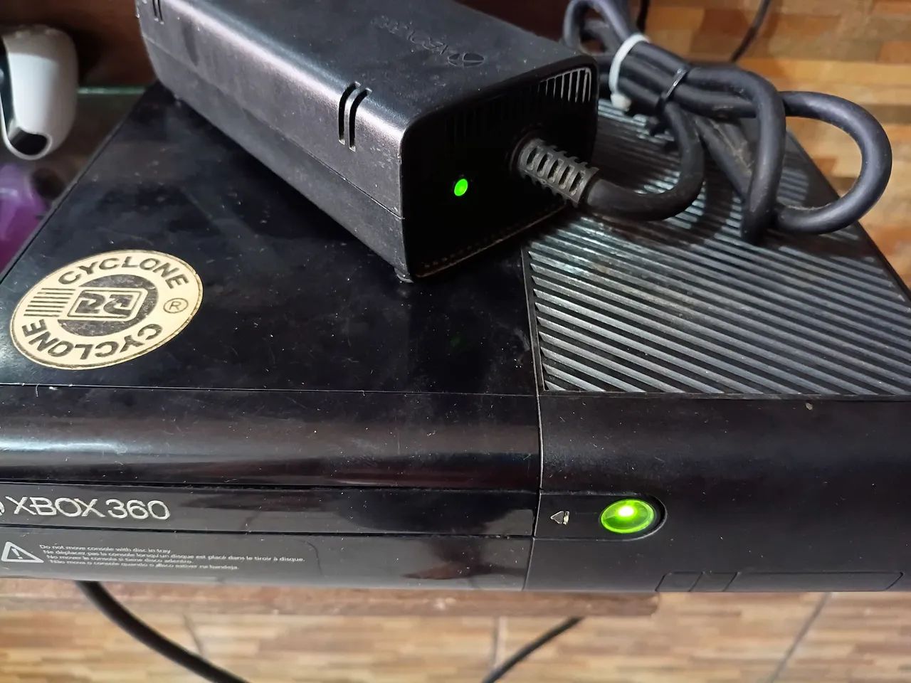 Xbox 360 super slim com defeito - Foto 4