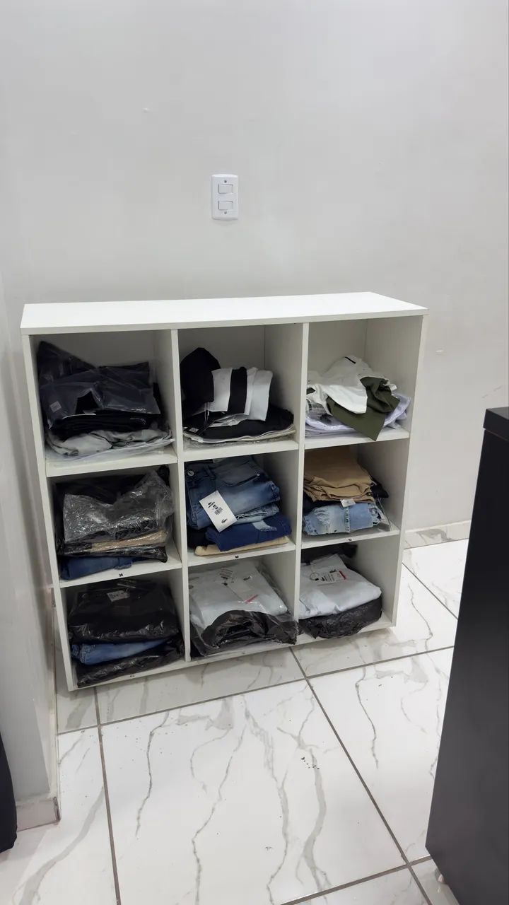 Expositor colmeia calça/ camisa  - Foto 2