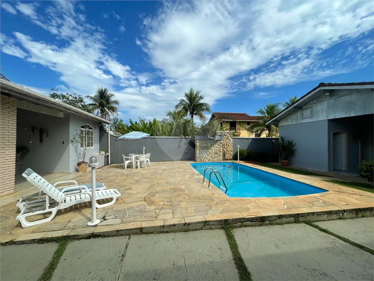 Casa com 3 quartos à venda em Morada da praia - SP