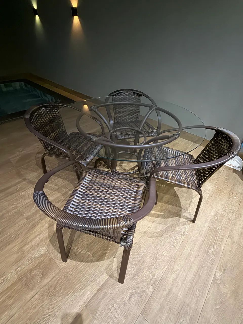 MESA SACADA EM VIDRO 1,10 CM - Foto 2
