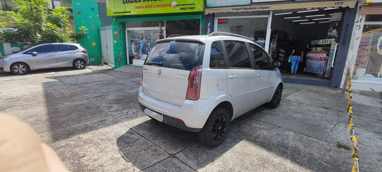 Fiat Idea Attractive 1.4 Fire Flex 8V 5P 2012 - Foto 4