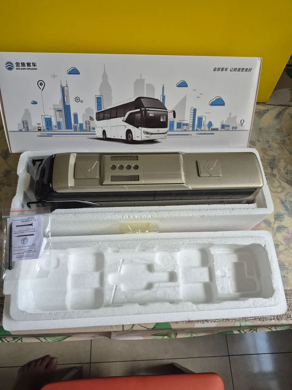 MINIATURA DE ÔNIBUS METAL IMPORTADO  - Foto 3