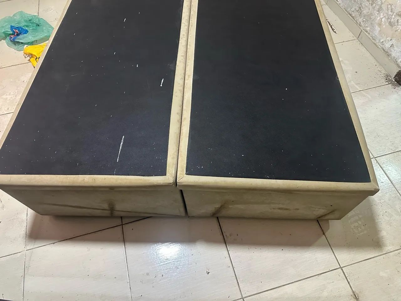 Vendo baú casal 