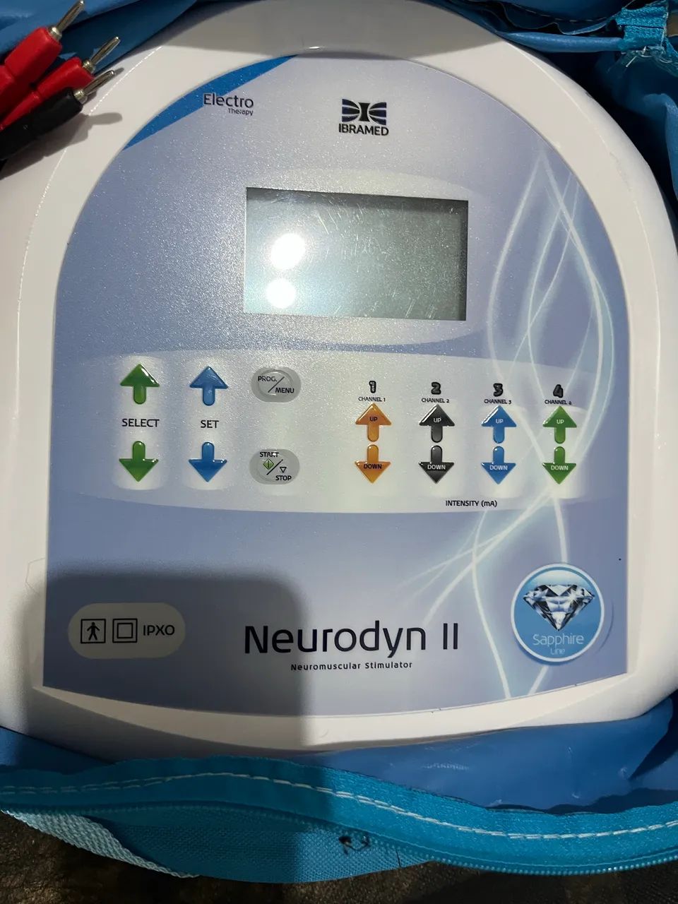 Aparelho de eletroterapia combinada Tens, Fes, corrente russa  - Foto 4