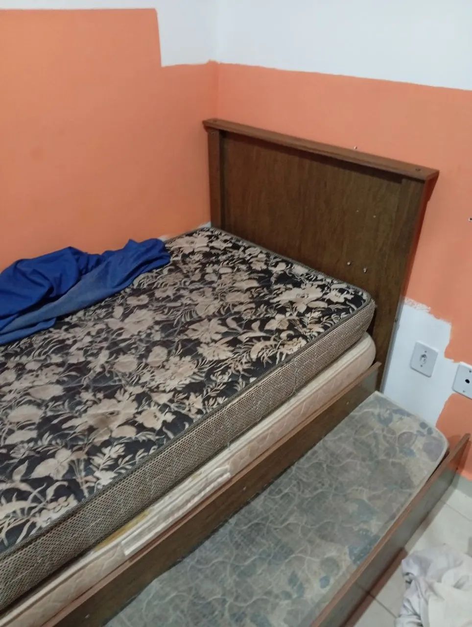 Cama Solteiro Dupla+colchões 