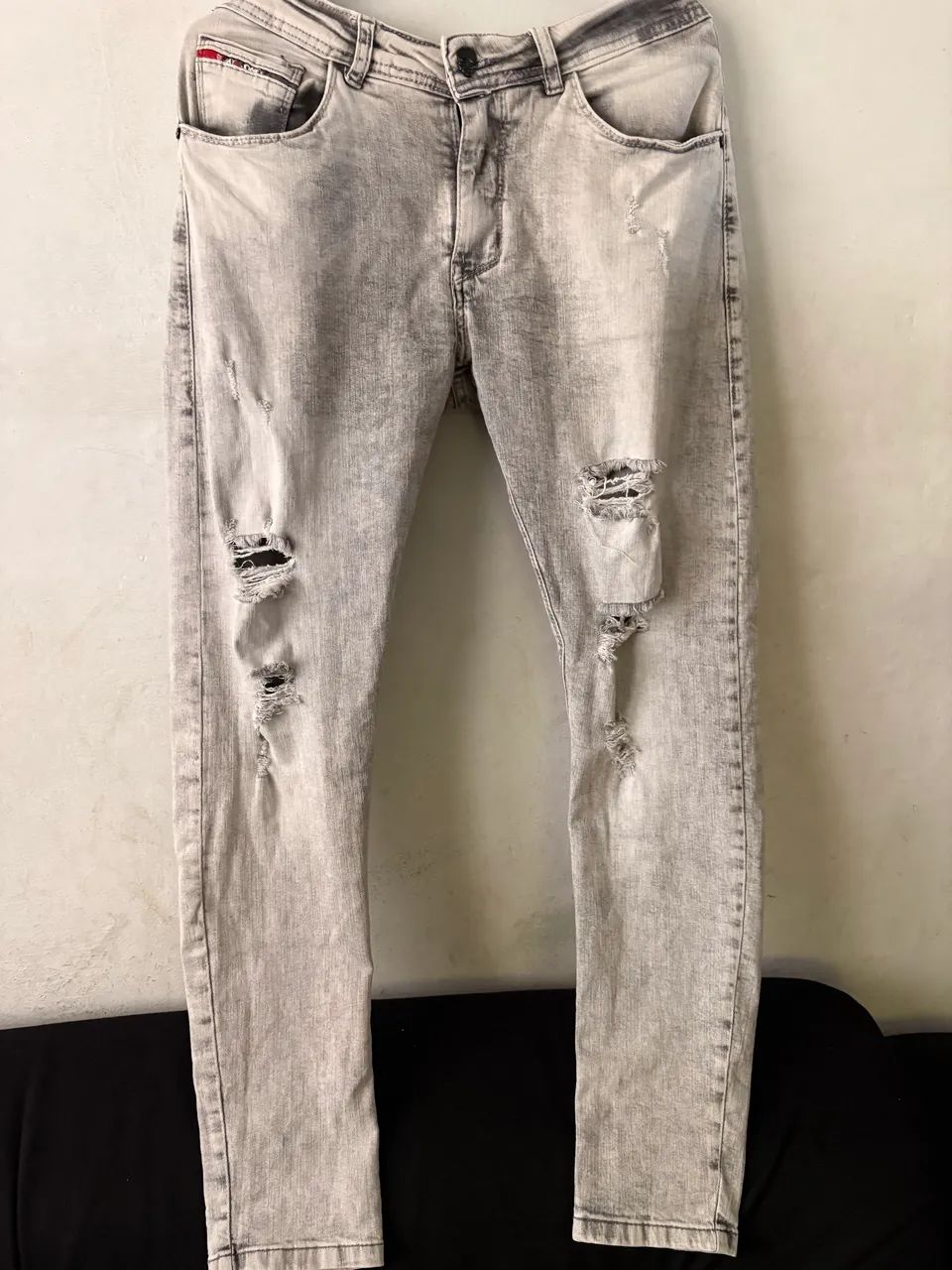 Calça jeans cinza meio branca  - Foto 2
