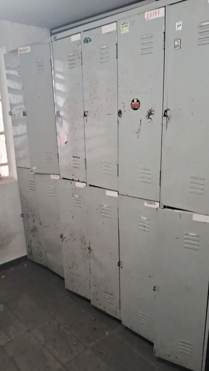Armário de aço  vestiário usado