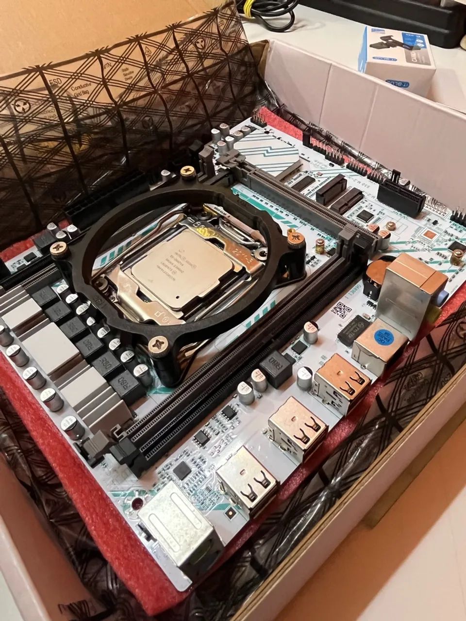 Placa mãe X99E com processador Intel Xeon E5 - Foto 2