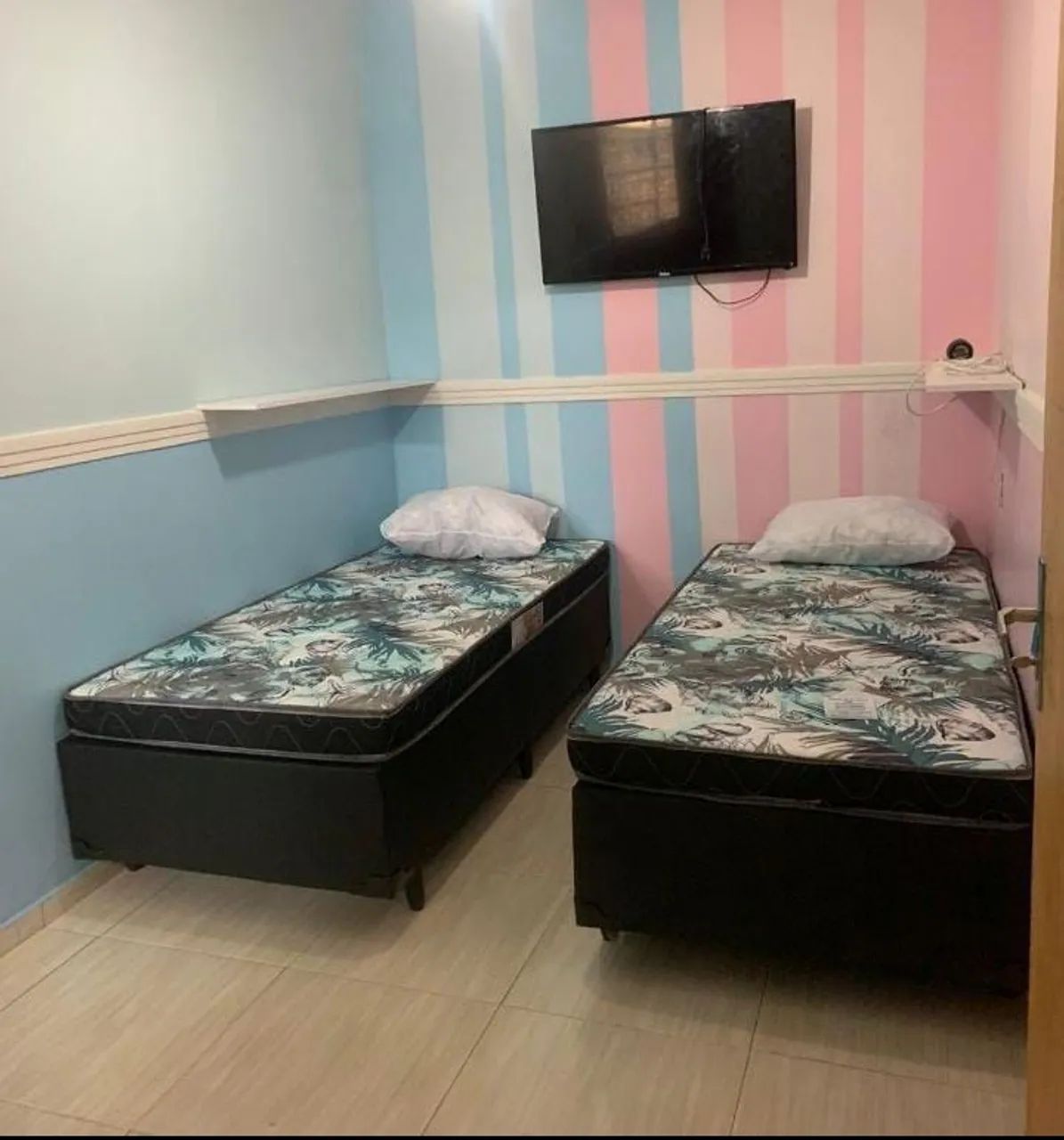 Cama solteiro box e colchão 