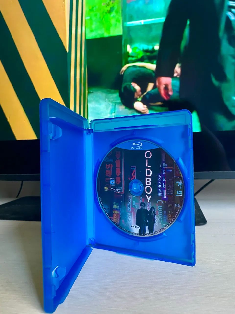 Filme Oldboy Blu-ray  - Foto 3