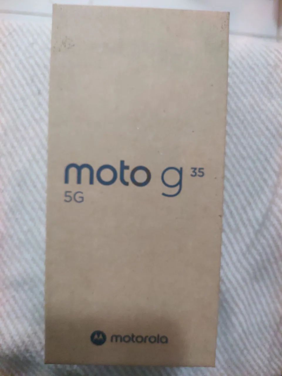 Vendo moto G35 estado de novo.
