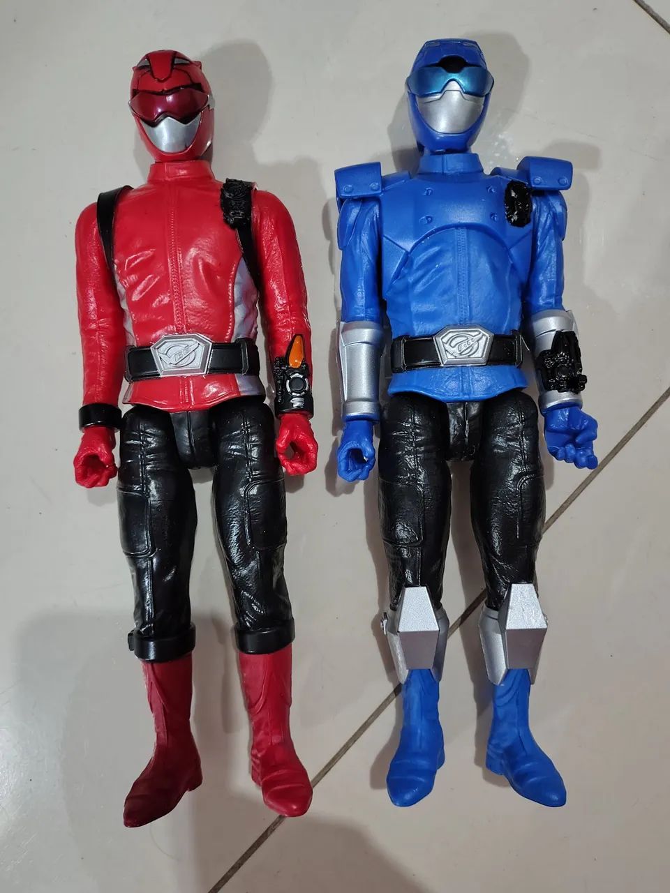 2 bonecos Power Rangers - Foto 2