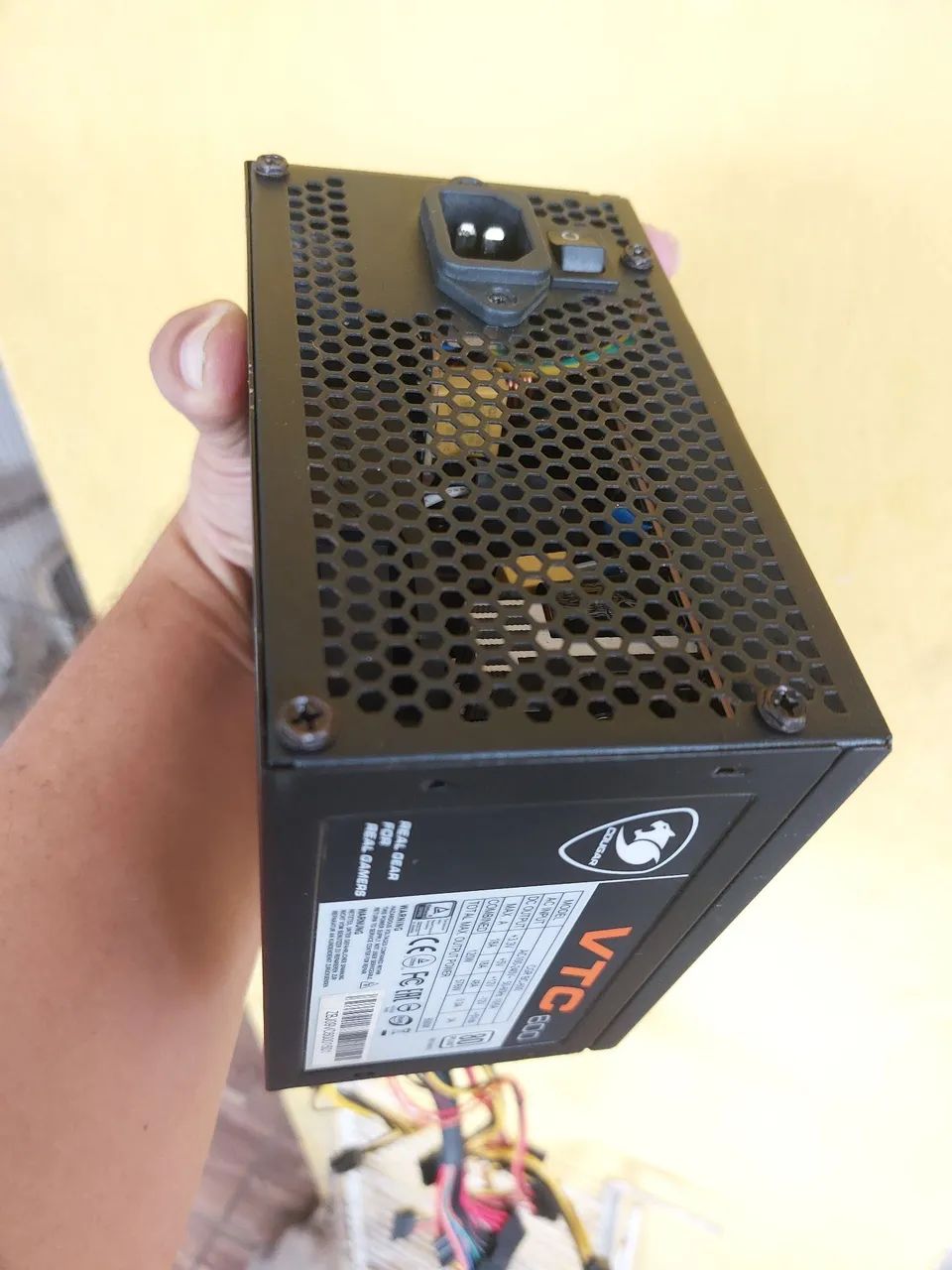 FONTE ATX COUGAR VTC 600W 80PLUS WHITE  - Foto 3