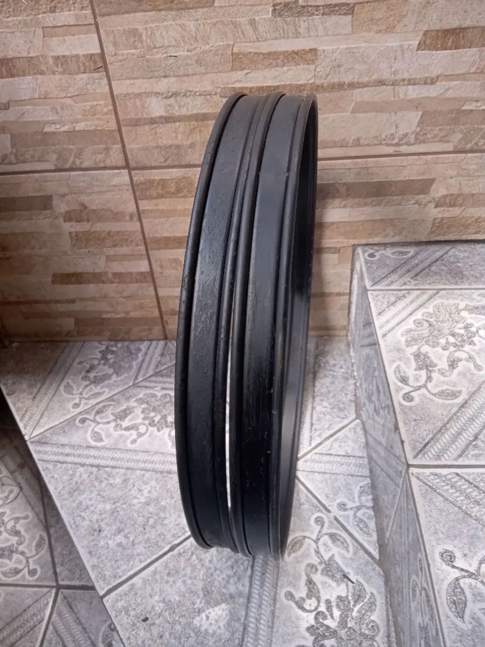 Aro bumbo 20 polegadas ferro.sem defeitos.entrego estação Osasco ou retirada. - Foto 4