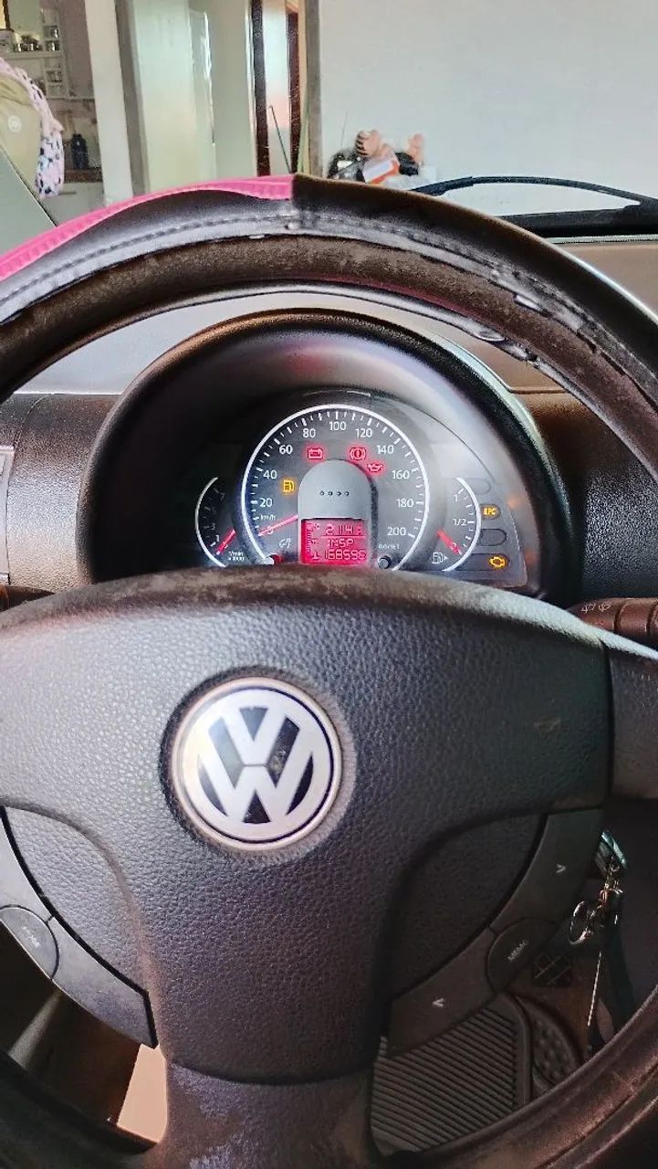 Volkswagen Fox Route 1.0 MI Total Flex 8V 3P 2010 - Foto 2