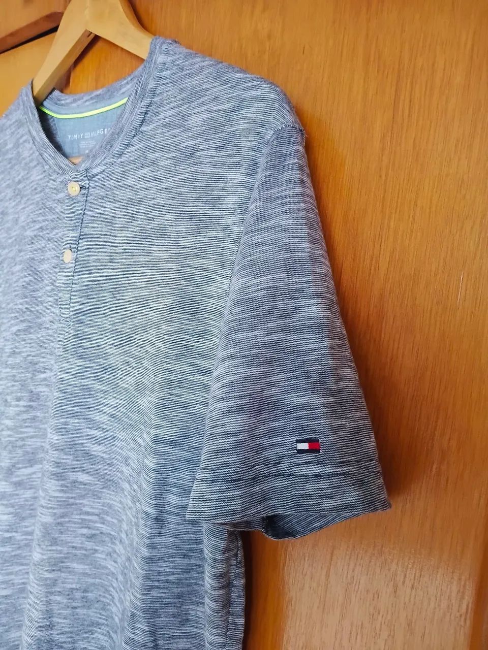 Camisa Polo Tommy Hilfiger - Foto 3