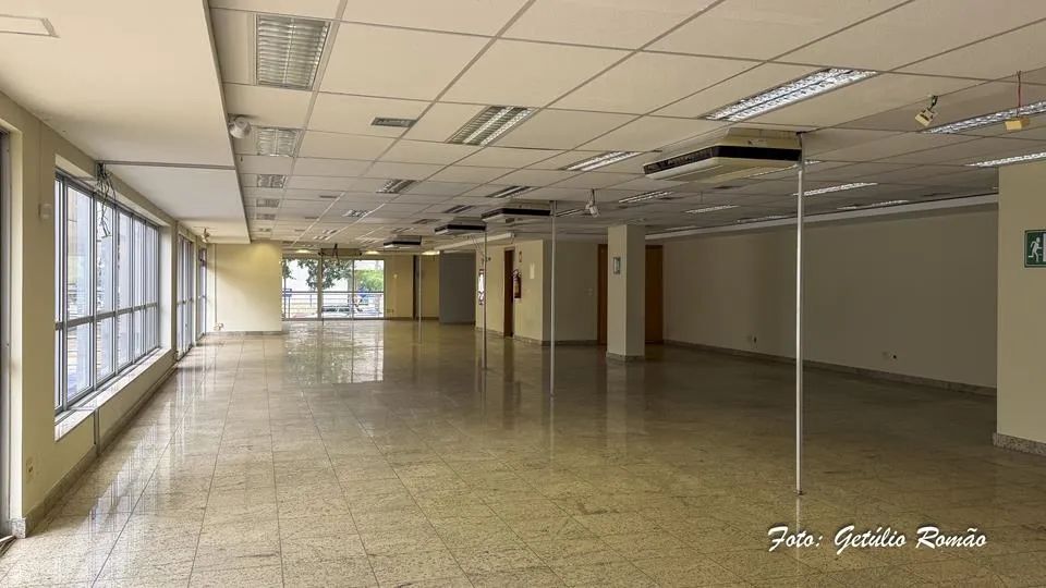 Prédio, Av SAUS Quadra 5, Asa Sul - Foto 4