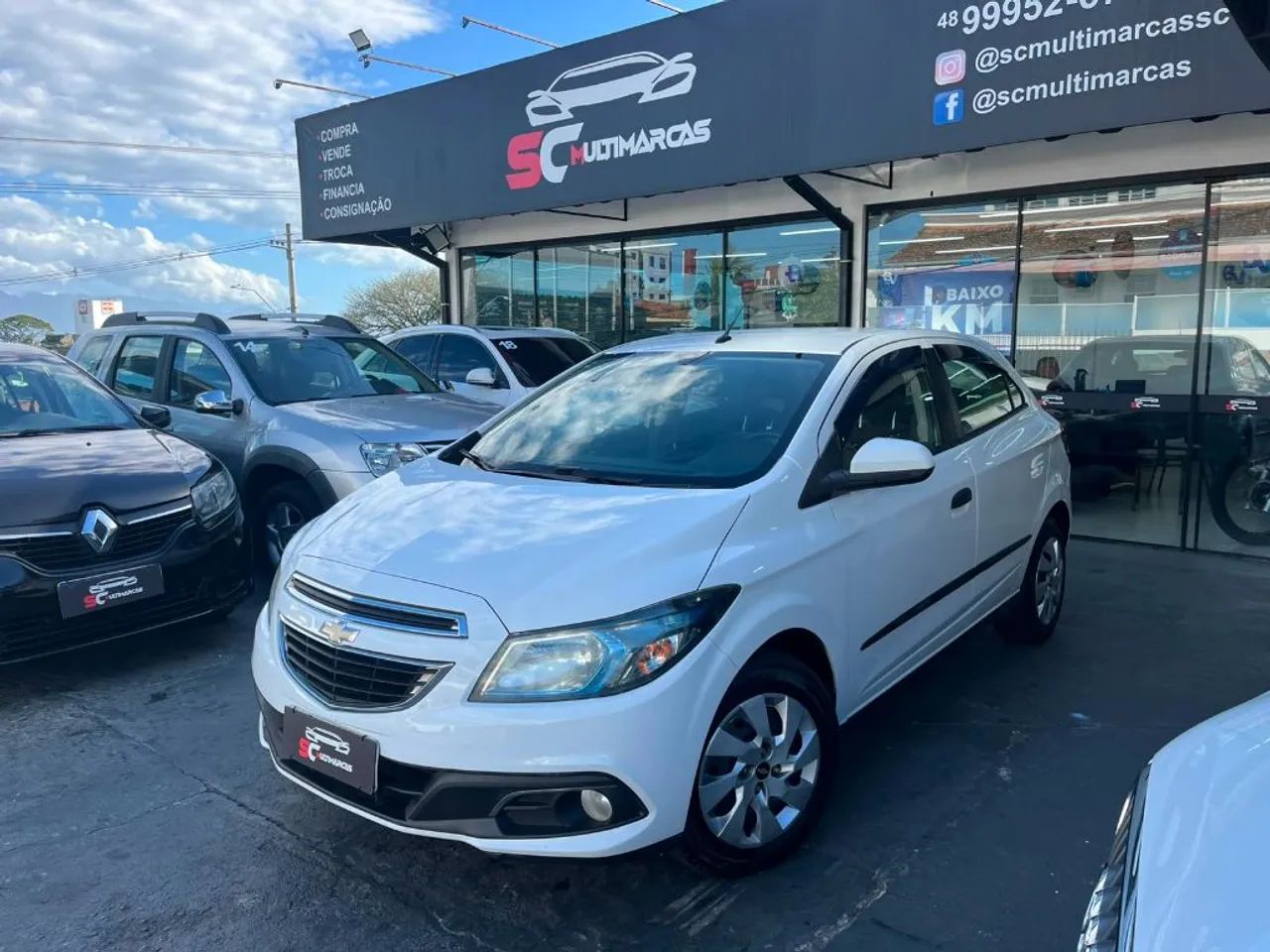 Chevrolet Onix Hatch LT 1.4 8V Flex Mec. 4P 2014