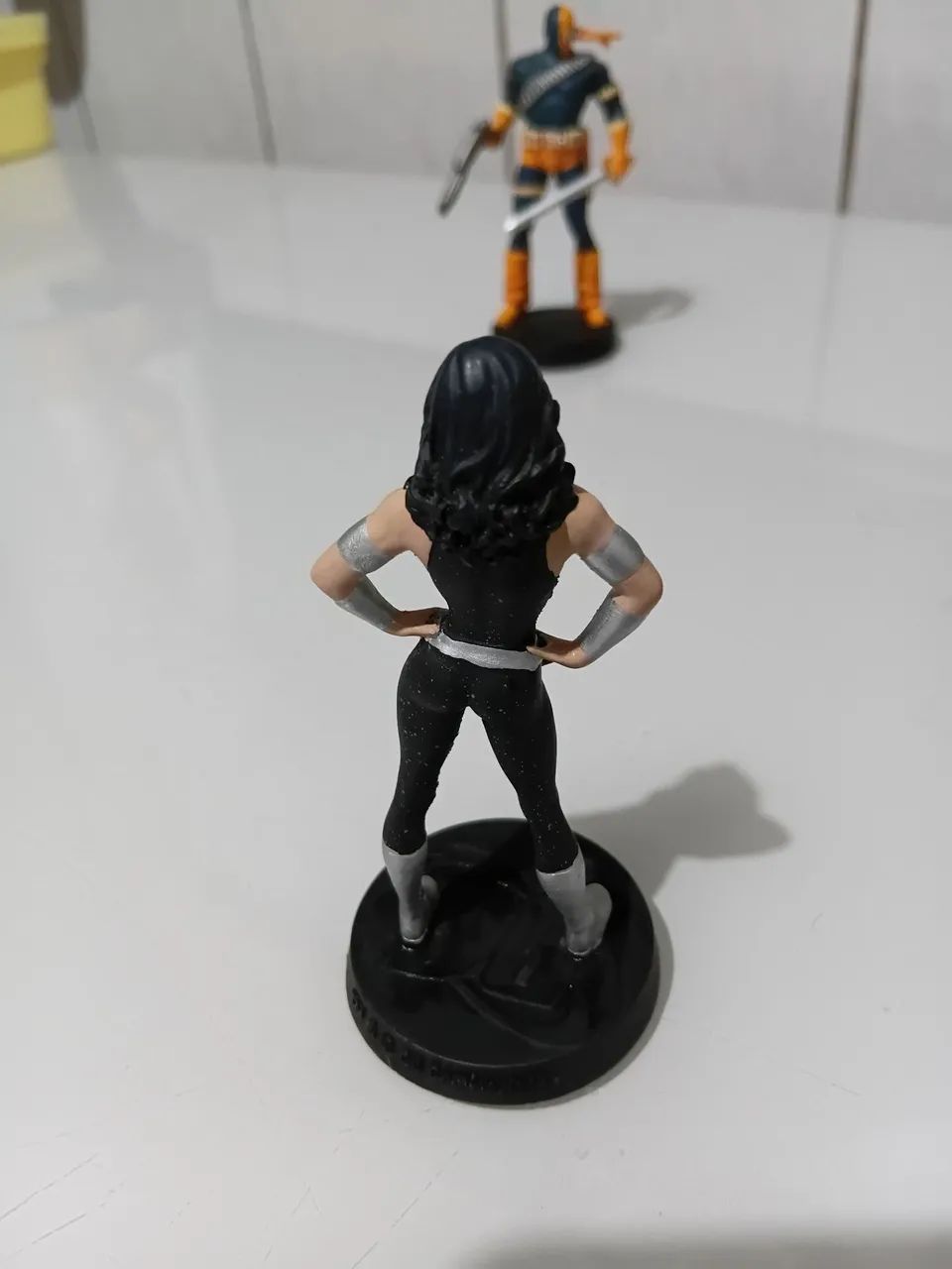 Figura eaglemoss Dona Troy, com revista. - Foto 3