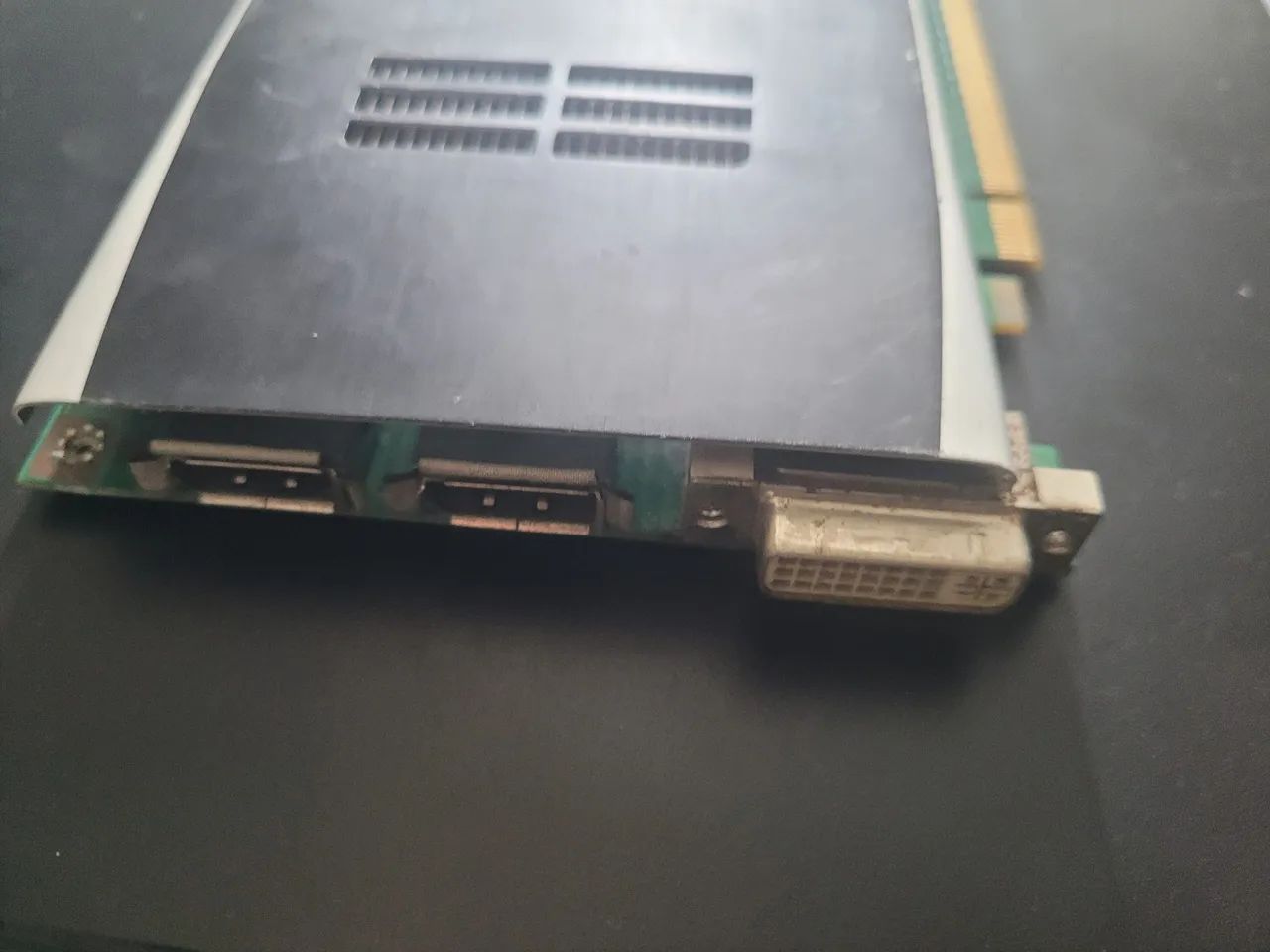 Placa de vídeo Nvidia Quadro com defeito - Foto 5