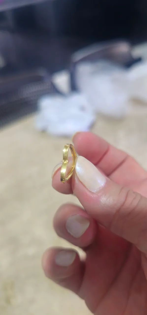 Duas argolinha de ouro 18k grossa  - Foto 3