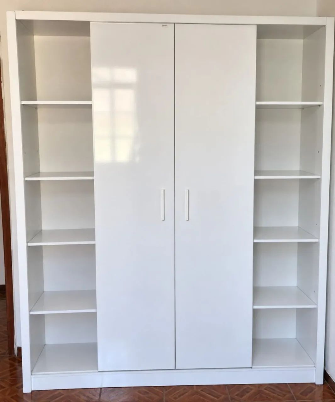 GUARDA-ROUPA DE PORTA DE CORRER