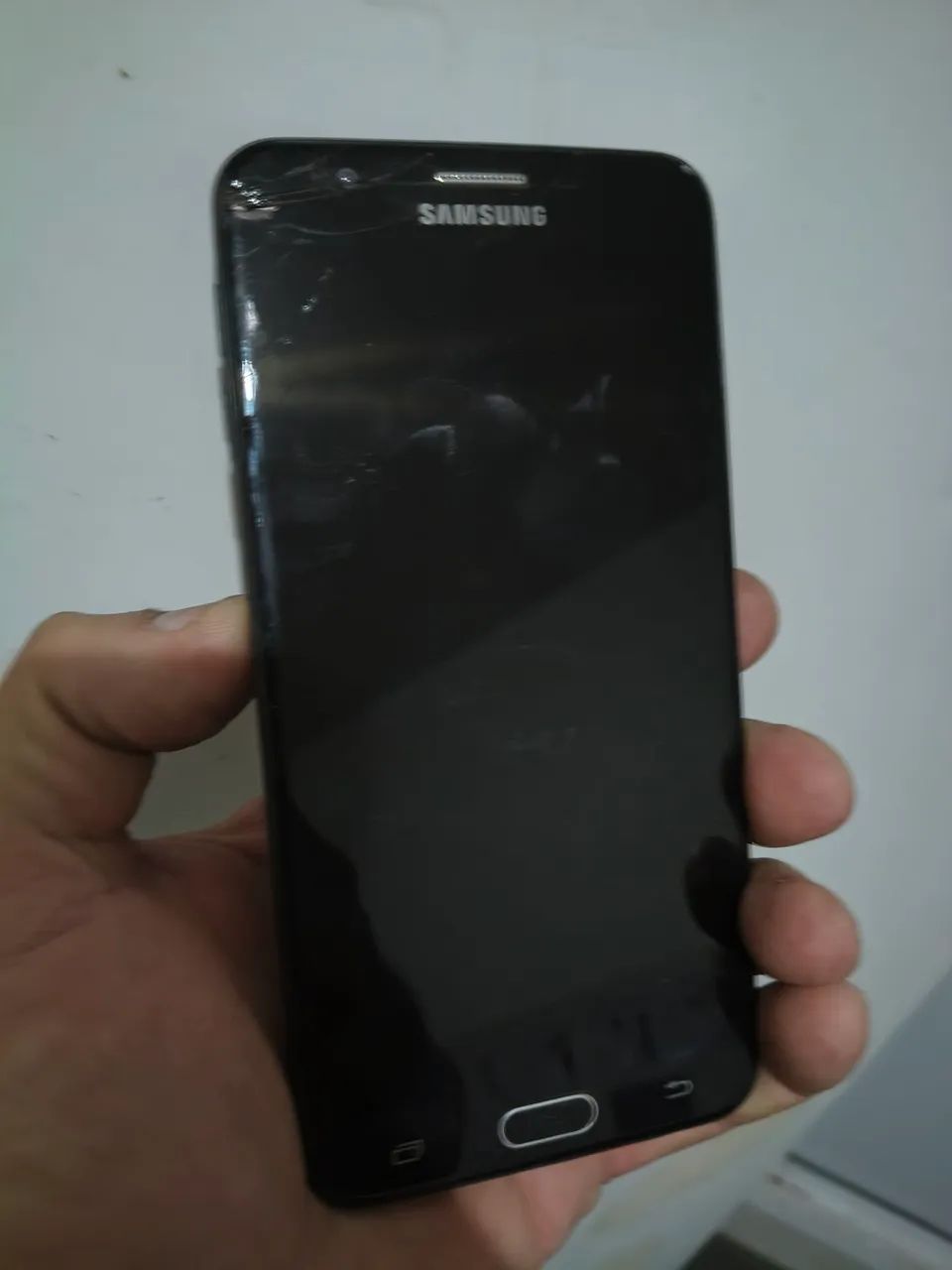 Samsung Galaxy J7 Prime (tela trincada)