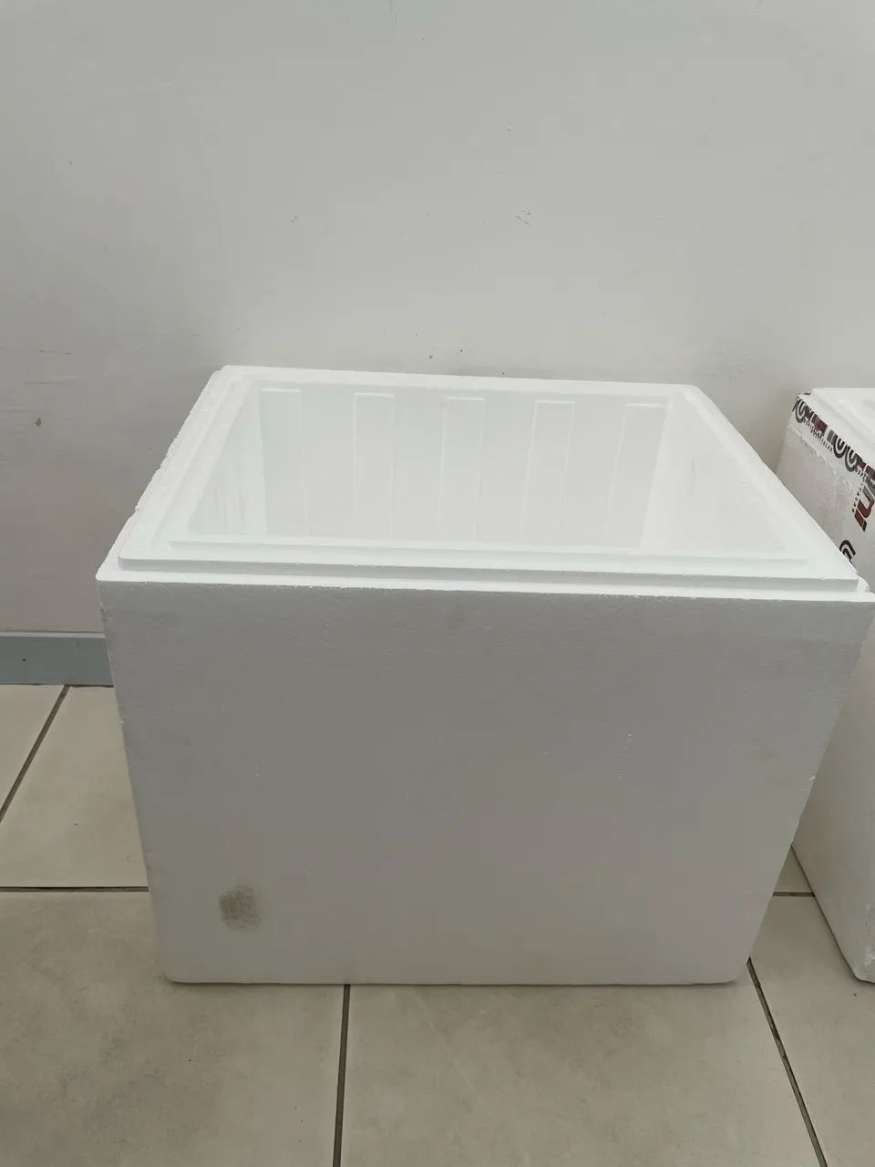 Caixa de isopor de 90 litros - 2 unidades  - Foto 2