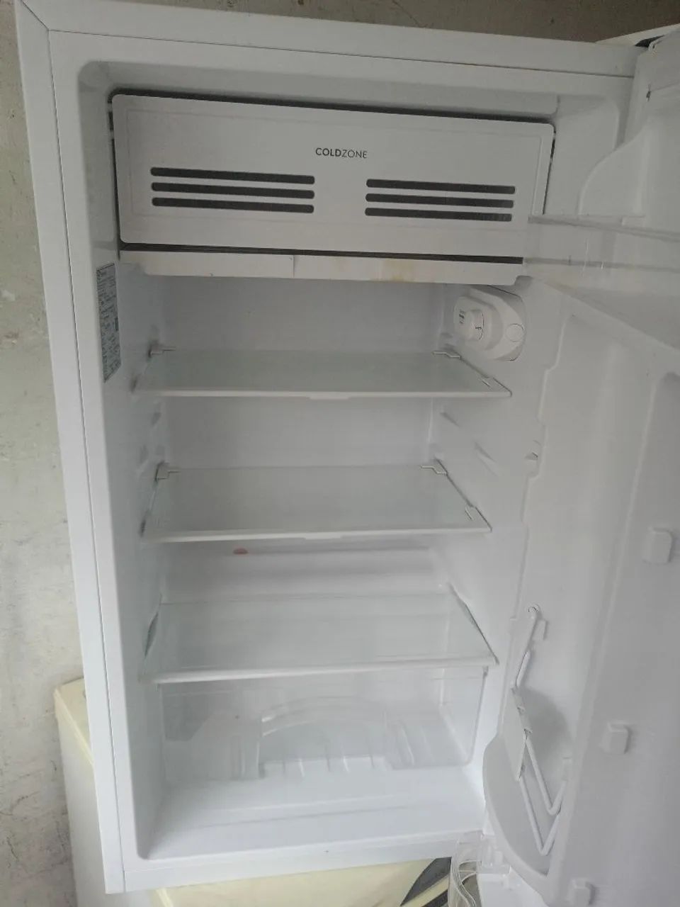 Frigobar Eletrolux 127v funcionando perfeitamente  - Foto 3
