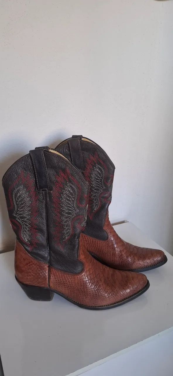 Bota Texana de couro 
