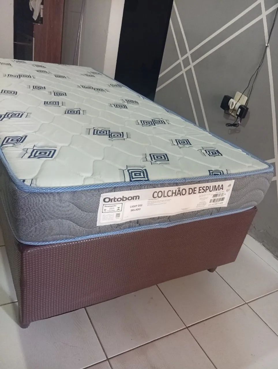 Cama solteiro + base colchão Ortobom D33
