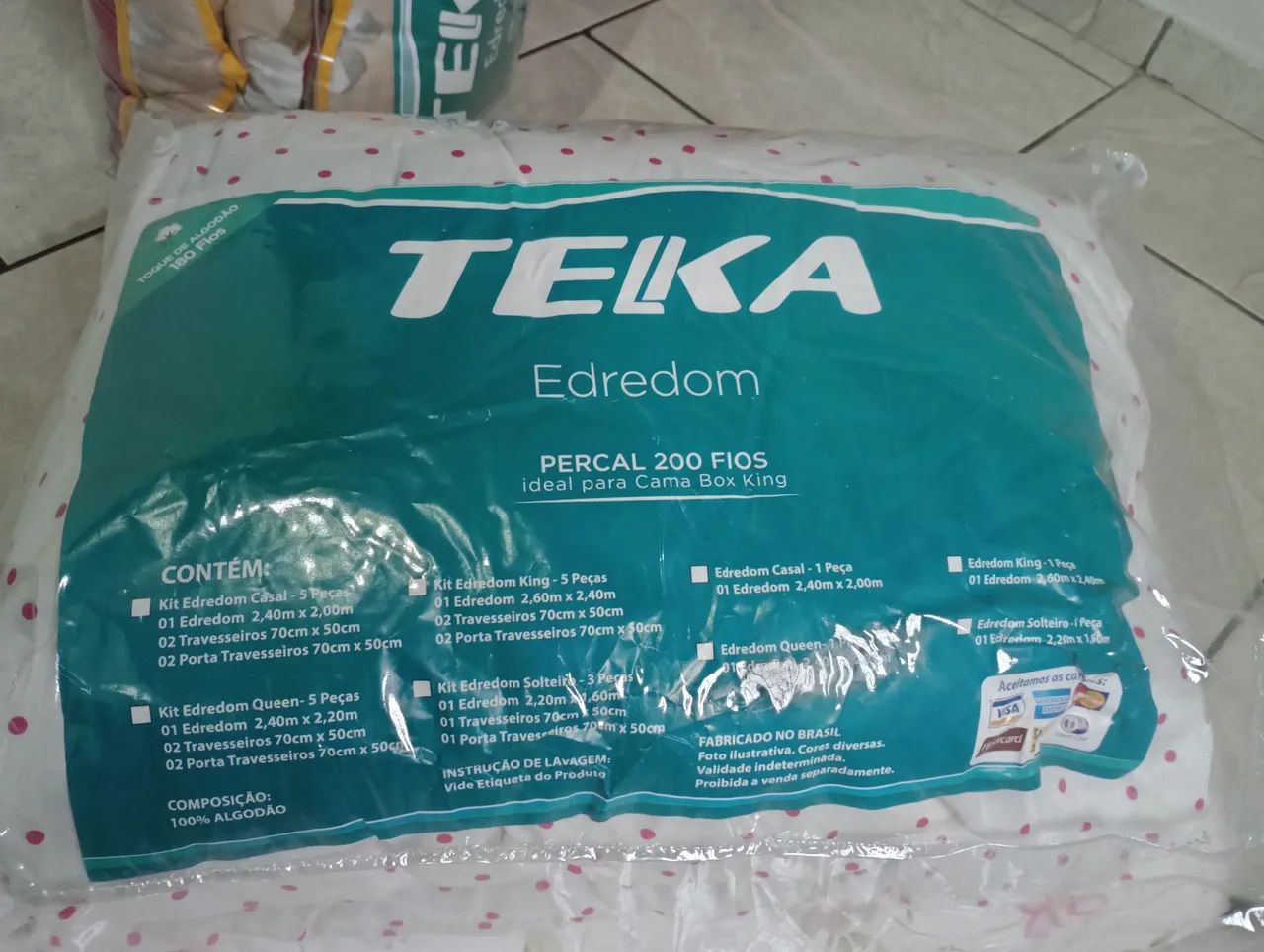 Vendo kit de travesseiro com edredom  - Foto 4