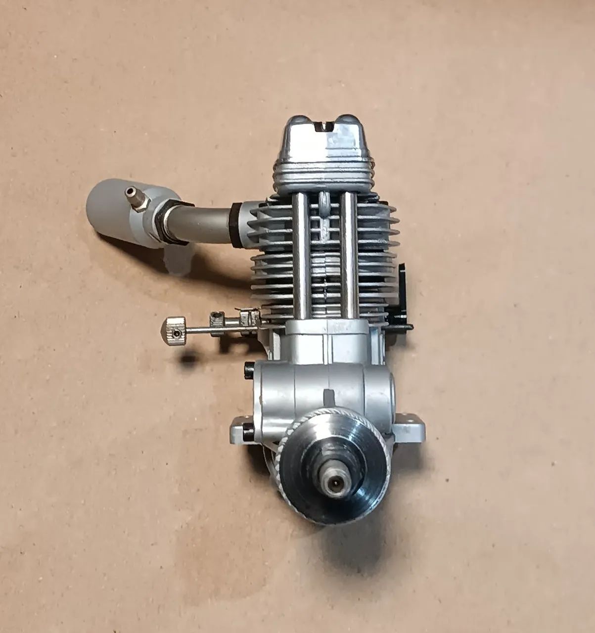 Motor aeromodelo 4 tempos OS Max FS 40 Surpass nitro glow  - Foto 5