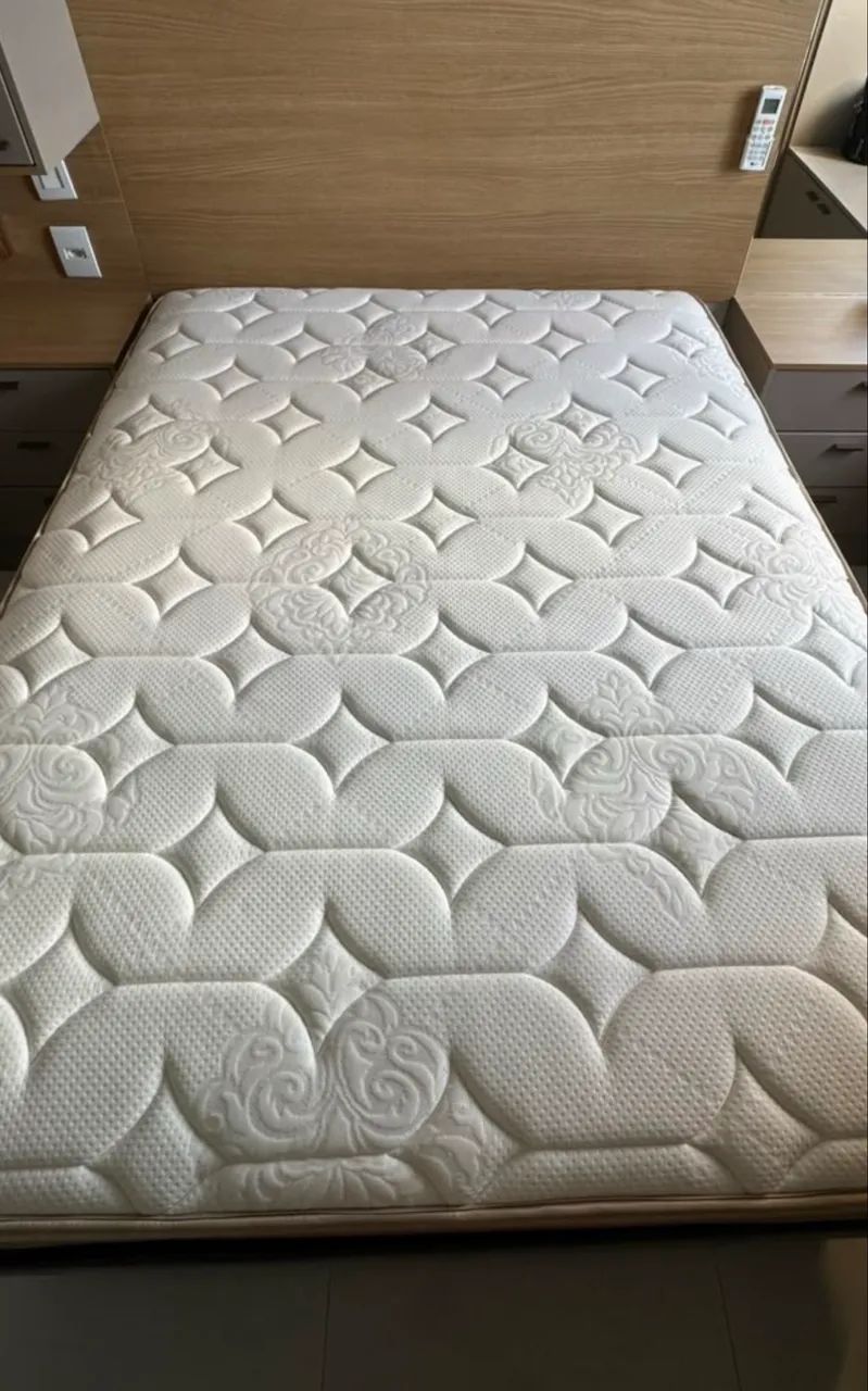 Vendo cama de casal 2 meses de uso  - Foto 2