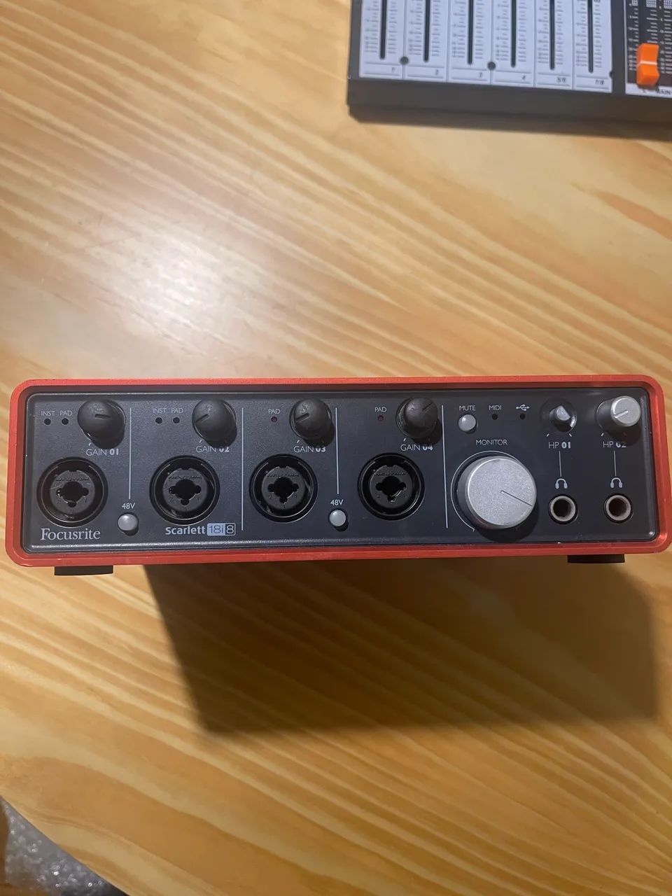 Interface de áudio Scarlett 18i8 Gen 1 da Focusrite - Foto 4