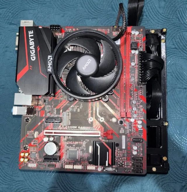 KIT B450M GAMIN E RYZEN 5 3600