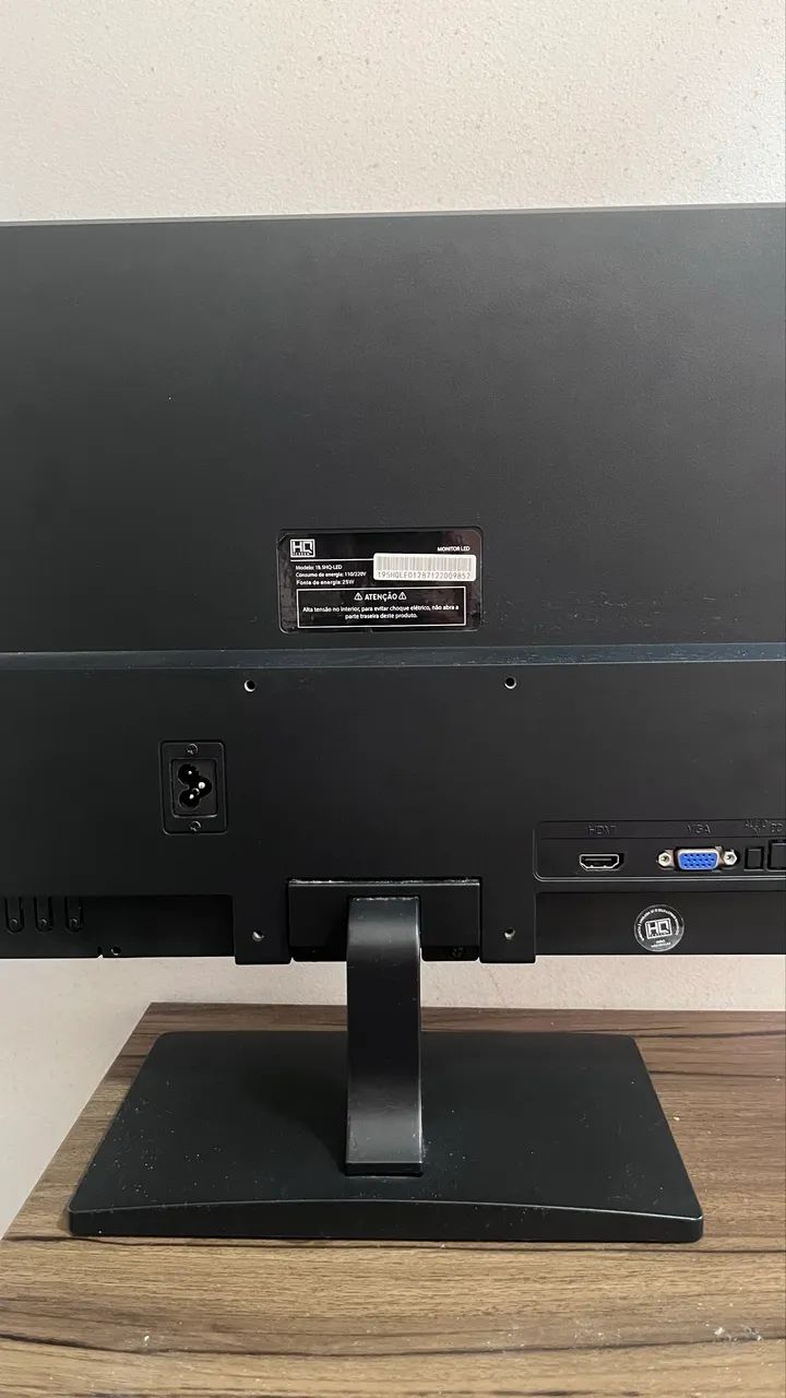 Monitor HQ-LED 19,5 com manchas na tela - Foto 3
